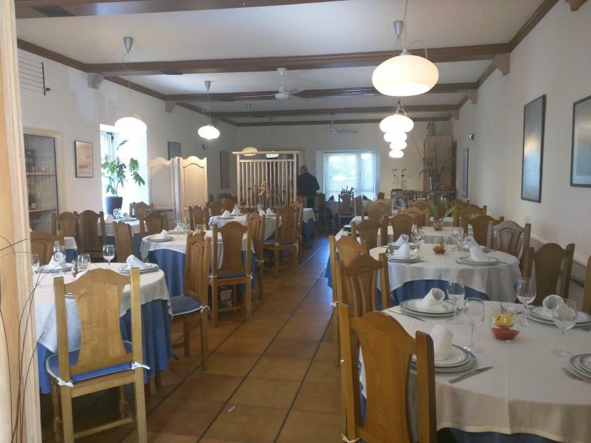 Hostal San Paio Lavacolla Exterior photo